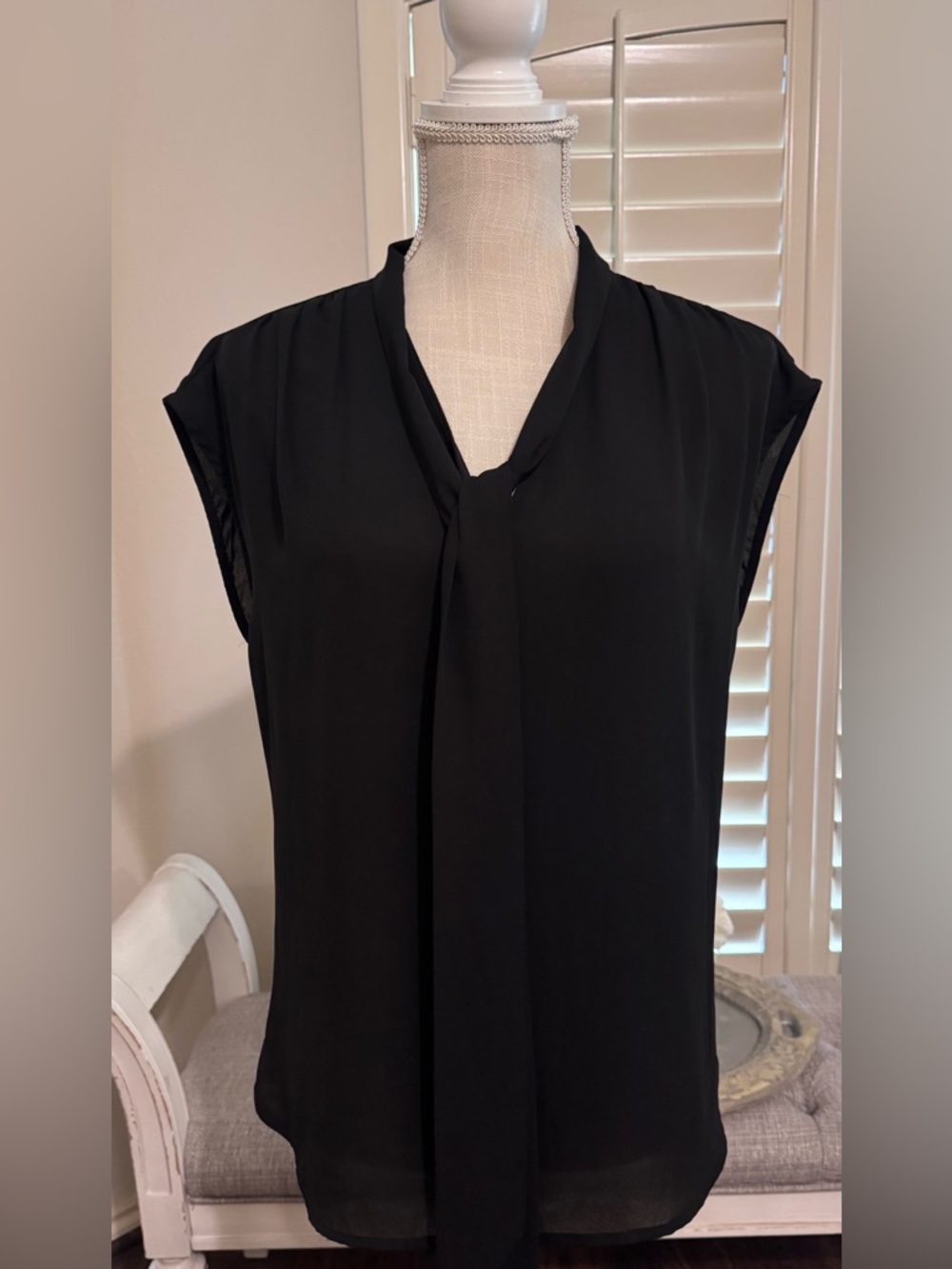 New York and Company Black Sleeveless Tie-Neck Blouse